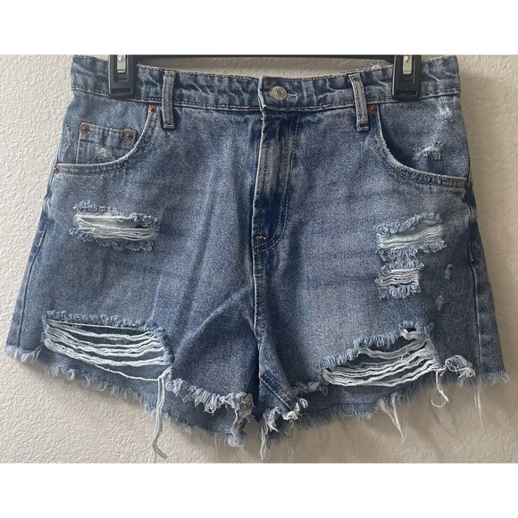 Love Tree Pants - LOVE TREE DENIM JEAN SHORTS SIZE M FRAYED DISTRESSED (see pics for measurements)